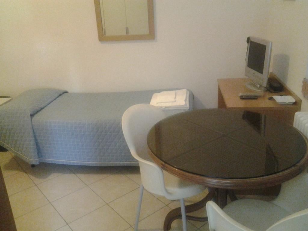 B&B La Vela Viadana Ruang foto